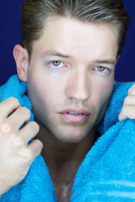 Ronnie-Kroell---Blue-Towel